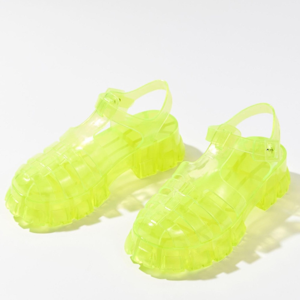 *NWT* Urban Outfitters - Jelly Fisherman Sandals in Chartreuse - Size 7W